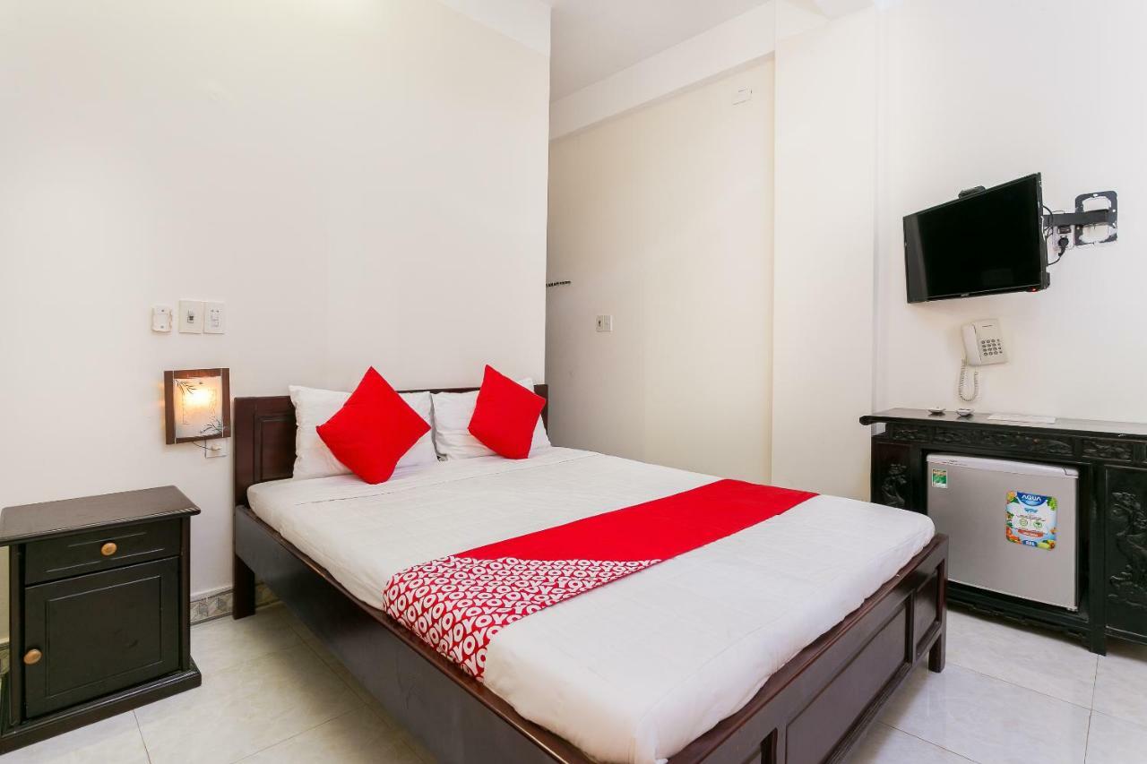 Oyo 117 Gina Hotel Đà Nẵng Exterior foto